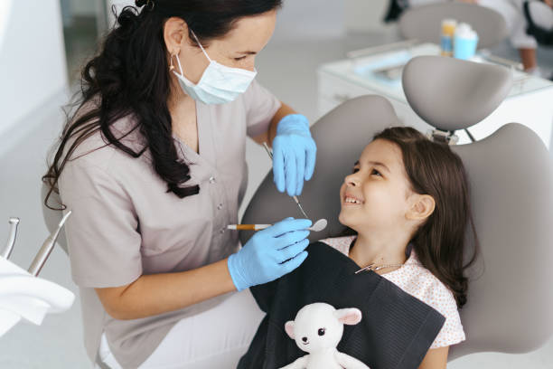 Best Emergency Dental Services for Seniors in Hartford, MI